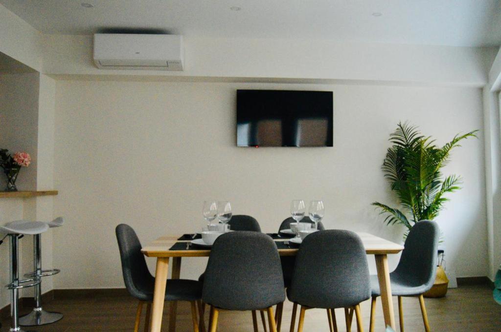 Apartamento Turistico Clavellinas IV Caces Екстериор снимка