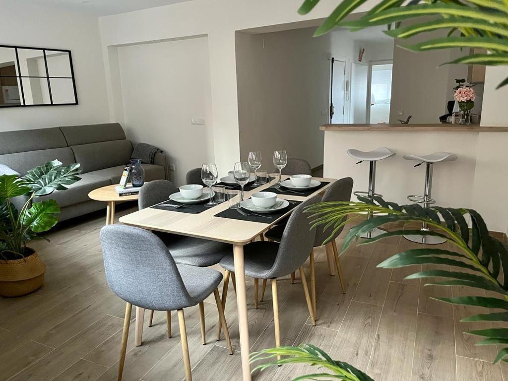 Apartamento Turistico Clavellinas IV Caces Екстериор снимка