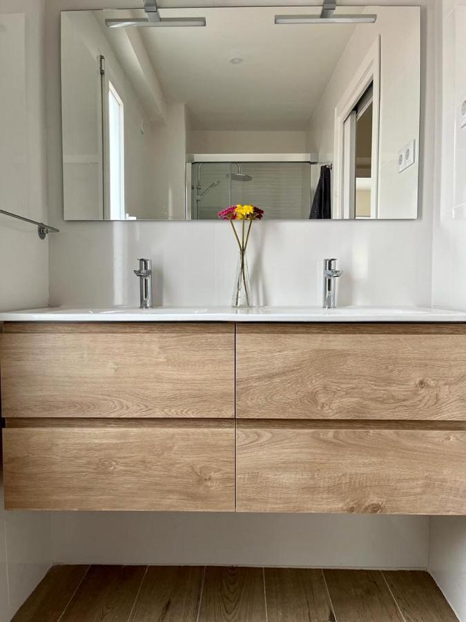Apartamento Turistico Clavellinas IV Caces Екстериор снимка