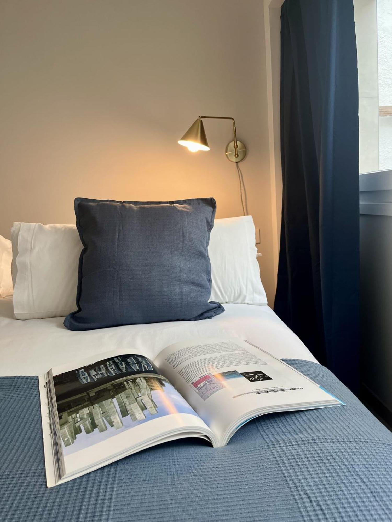 Apartamento Turistico Clavellinas IV Caces Екстериор снимка