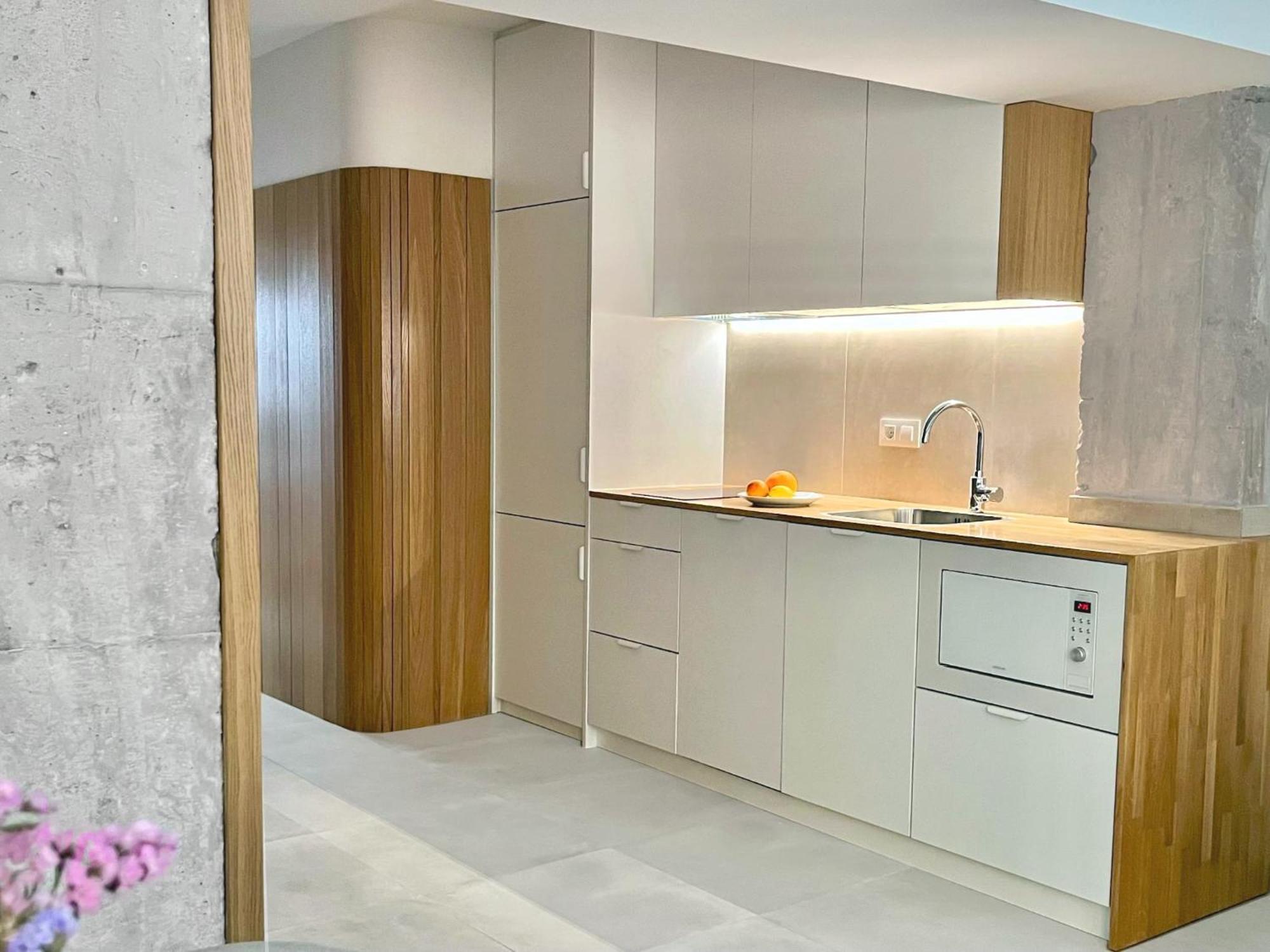 Apartamento Turistico Clavellinas IV Caces Екстериор снимка